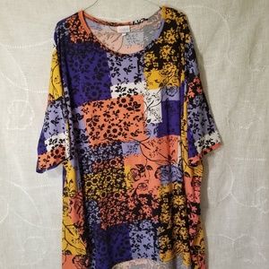 LuLaRoe Perfect T